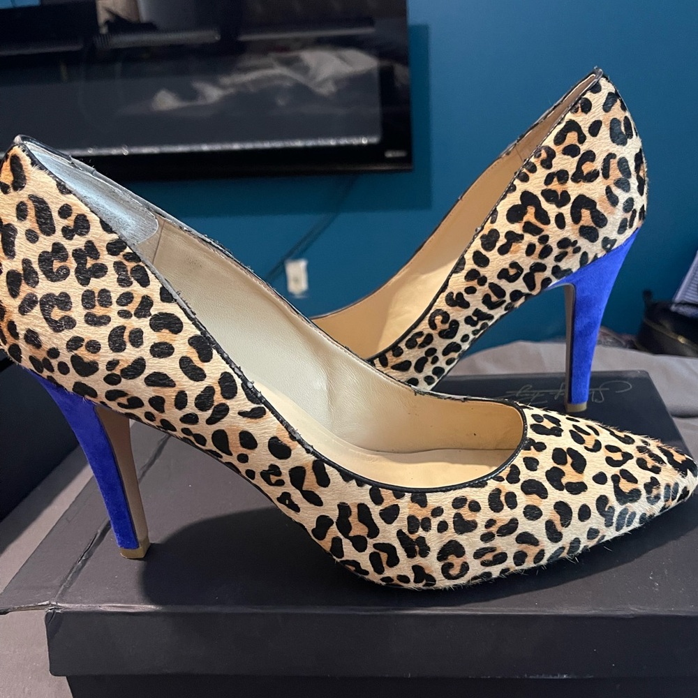 Shoes of Prey Leopard print with Blue heel